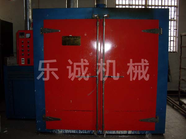 真空烘箱設(shè)備